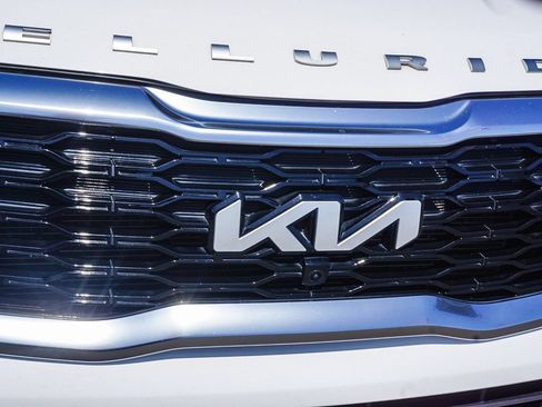 Used 2022 Kia Telluride SX w/ SX Prestige Package AWD/4WD image 12