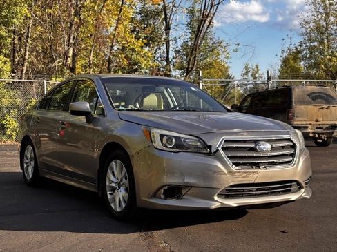 Used 2015 Subaru Legacy 2.5i Premium w/ Moonroof Package image 2