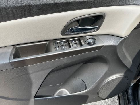 Used 2012 Chevrolet Cruze LS w/ Connectivity Package FWD image 15