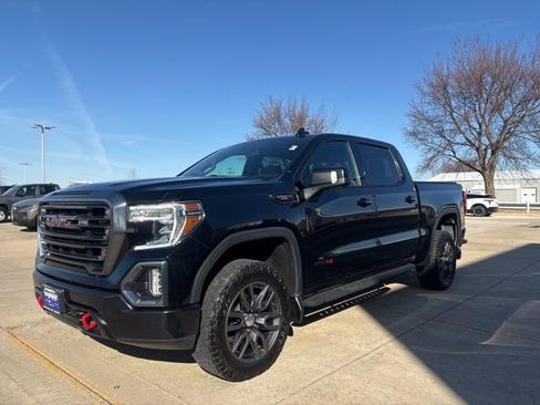 Used 2022 GMC Sierra 1500 AT4 w/ AT4 Premium Package image 5