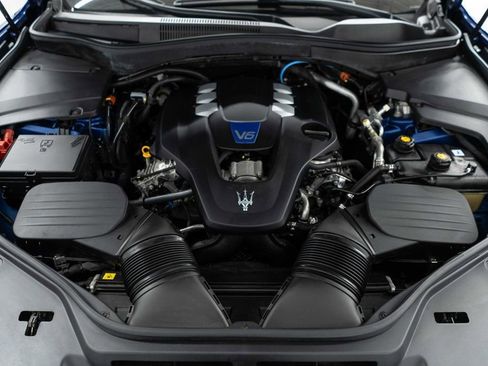 Used 2022 Maserati Levante Modena image 37