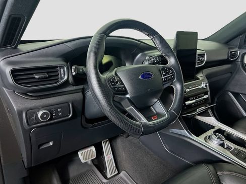 Certified 2020 Ford Explorer ST w/ ST Street Pack AWD/4WD image 11