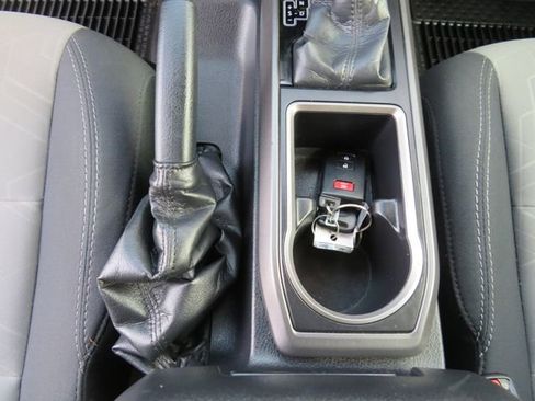 Certified 2021 Toyota Tacoma TRD Off-Road w/ Technology Package image 24