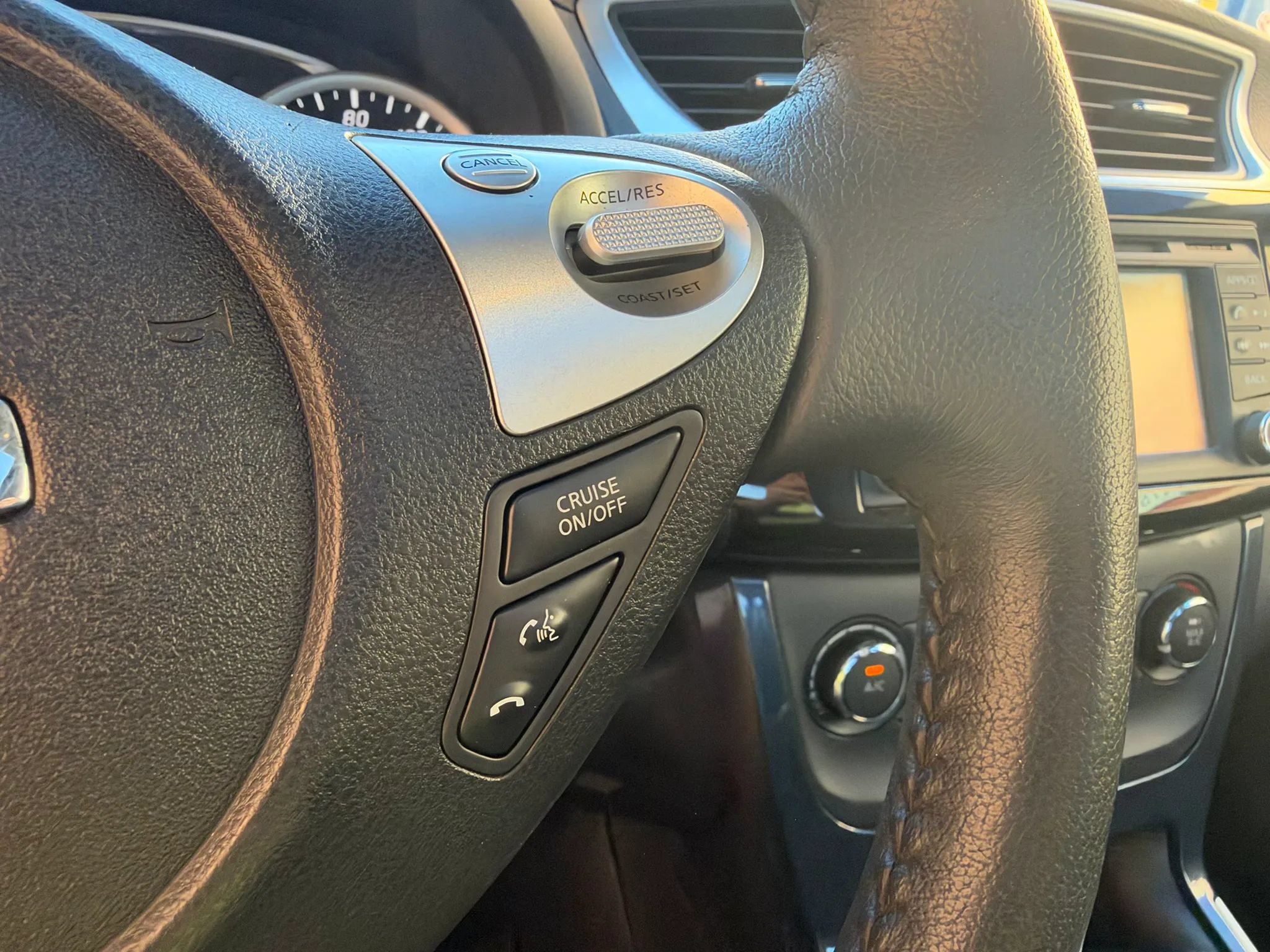 Used 2017 Nissan Sentra SR Turbo w/ SR Turbo Premium Package FWD image 16