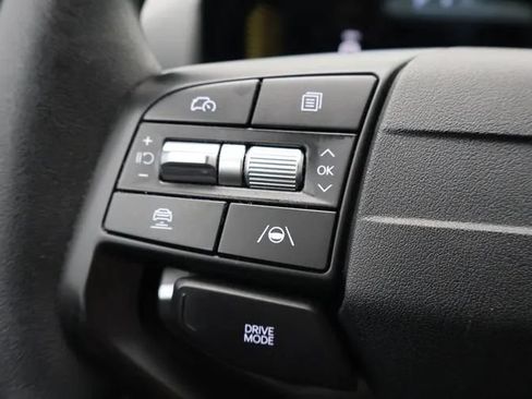 Used 2025 Kia K4 FWD image 23