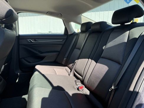 Used 2020 Honda Accord EX image 14