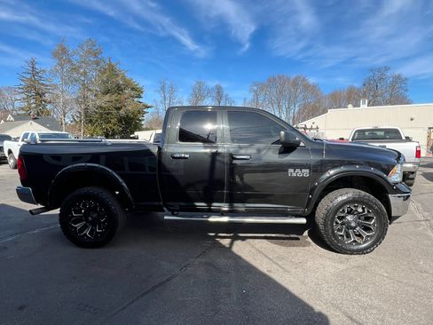Used 2017 RAM 1500 Classic SLT AWD/4WD image 7