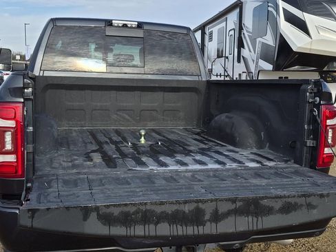 Used 2021 RAM 2500 Laramie image 11