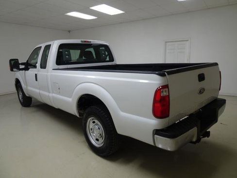Used 2012 Ford F250 XL w/ PWR Equipment Group image 4