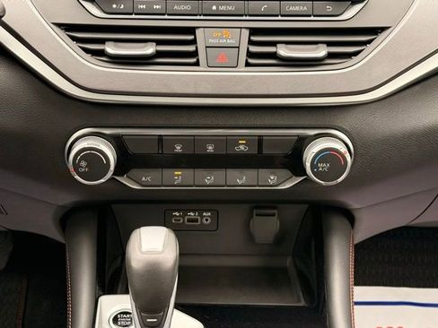 Certified 2024 Nissan Altima 2.5 SR image 29