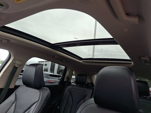 Certified 2023 Lincoln Nautilus Reserve w/ Monochromatic Package AWD/4WD image 14