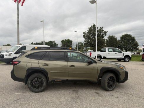 Used 2024 Subaru Outback Wilderness AWD/4WD image 10