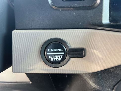 Used 2022 Ford Bronco Wildtrak AWD/4WD image 23