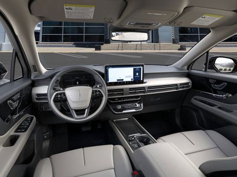 New 2026 Lincoln Corsair Premiere w/ Rear Removable Package Tray image 9