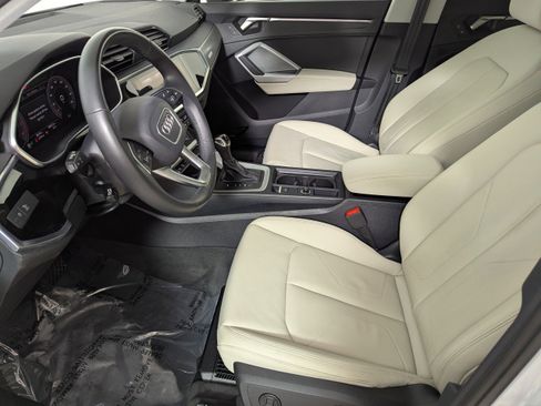 Certified 2024 Audi Q3 2.0T Premium Plus w/ Premium Plus Package image 27