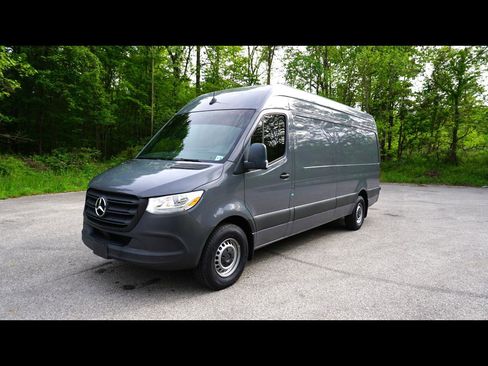 Used 2024 Mercedes-Benz Sprinter 2500 image 1