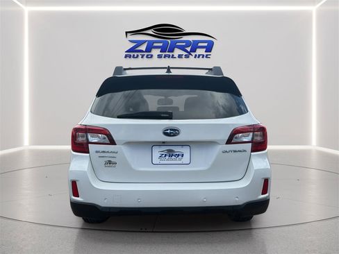 Used 2017 Subaru Outback 2.5i Limited AWD/4WD image 6