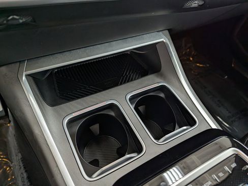 Certified 2024 BMW 760i xDrive image 22