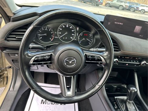 Used 2024 MAZDA MAZDA3 s image 19