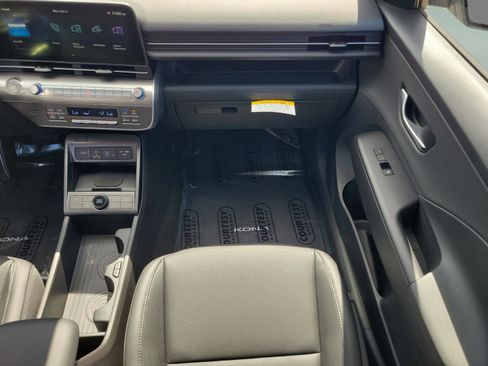 New 2026 Hyundai Kona SEL Premium image 9