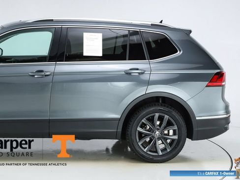Used 2024 Volkswagen Tiguan SE w/ Panoramic Sunroof Package FWD image 43