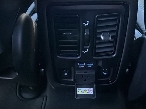 Used 2022 Dodge Durango GT image 20