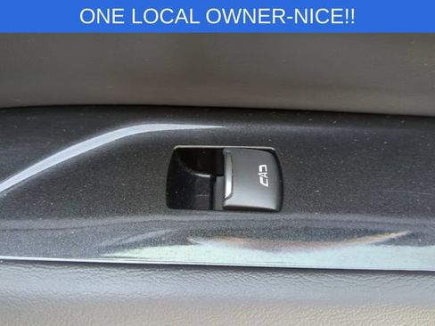 Used 2024 Cadillac Escalade Premium Luxury w/ Performance Package AWD/4WD image 43