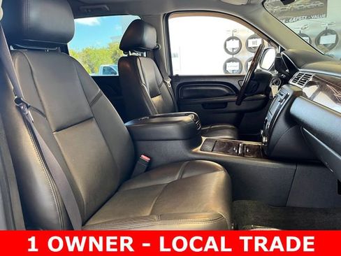 Used 2014 GMC Sierra 2500 Denali w/ Suspension Package, Off-Road image 18