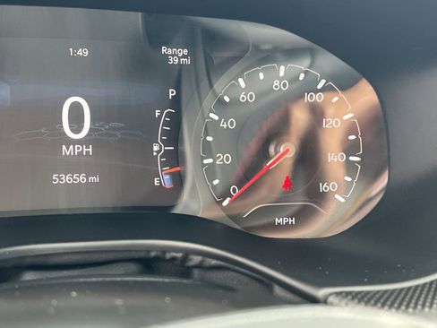 Used 2023 Jeep Compass Trailhawk image 17