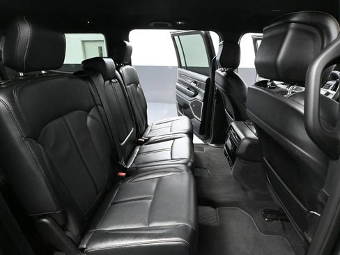 Used 2024 Jeep Wagoneer Series II w/ Flexible Seating Group AWD/4WD image 49