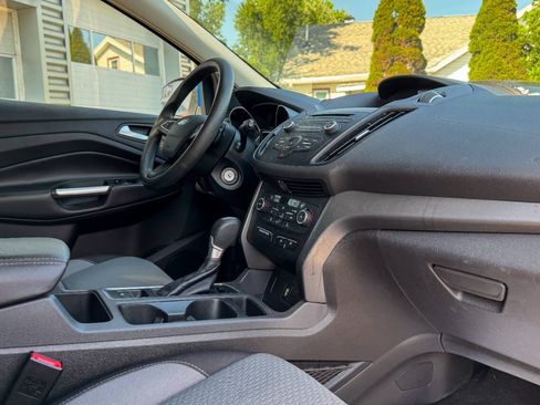 Used 2017 Ford Escape SE AWD/4WD image 11