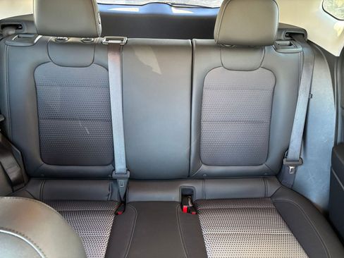 Used 2025 Chevrolet Trax LT w/ LT Convenience Package image 32