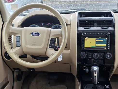 Used 2010 Ford Escape Limited AWD/4WD image 11