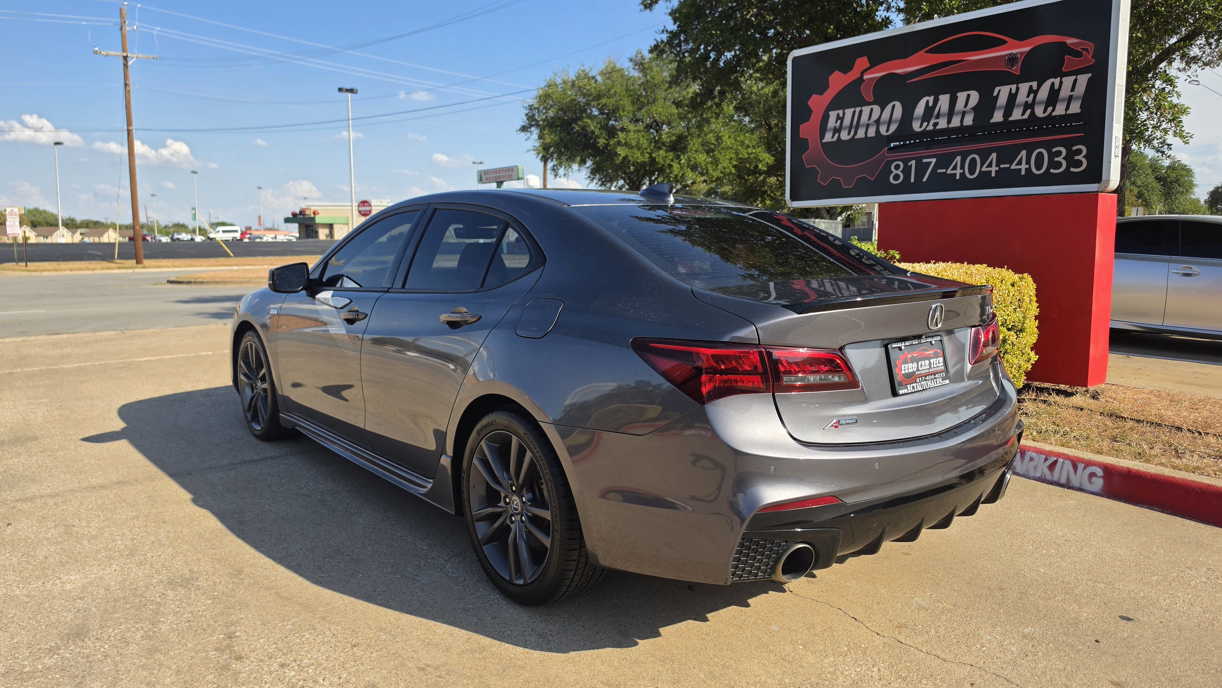 Used 2019 Acura TLX w/ Technology & A-SPEC Package FWD image 3