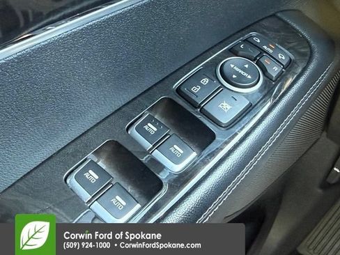 Used 2016 Kia Sorento EX w/ EX Premium Package FWD image 23