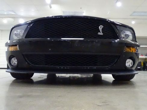 Used 2007 Ford Mustang Shelby GT500 RWD image 25