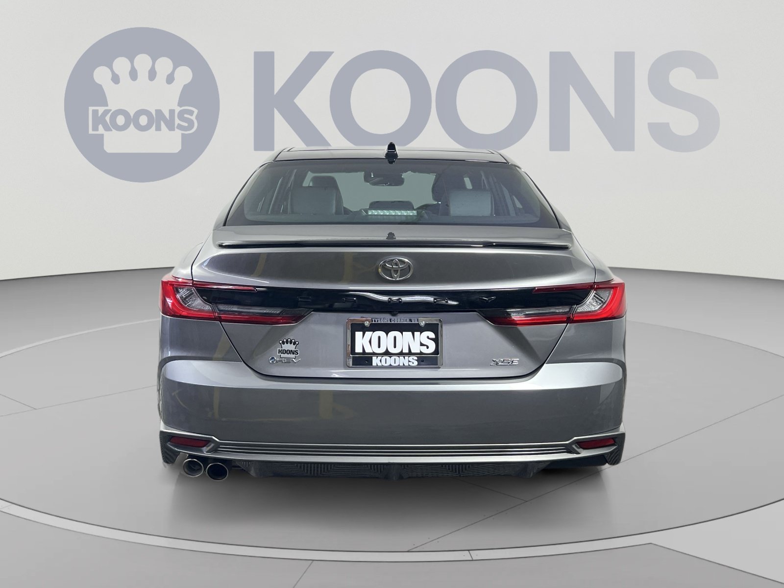 Used 2025 Toyota Camry XSE FWD image 5