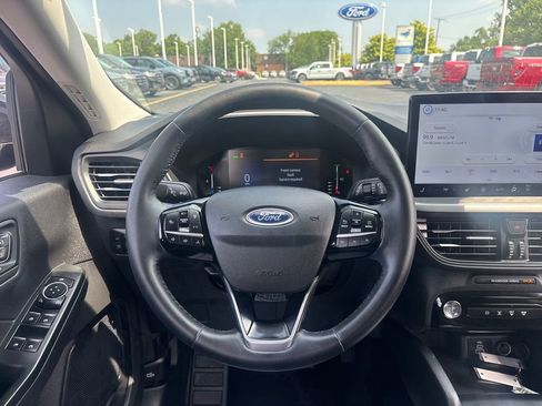 Used 2024 Ford Escape SE FWD image 72