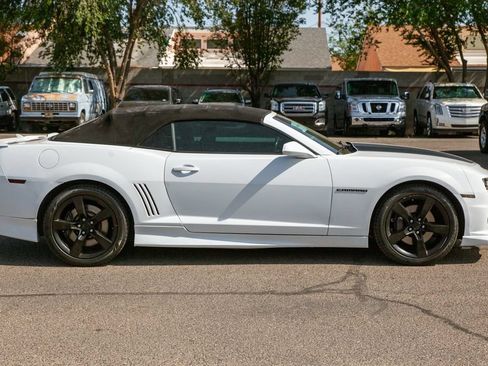 Used 2012 Chevrolet Camaro SS RWD image 4