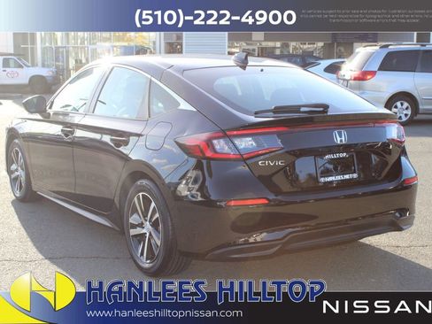 Used 2024 Honda Civic LX image 9