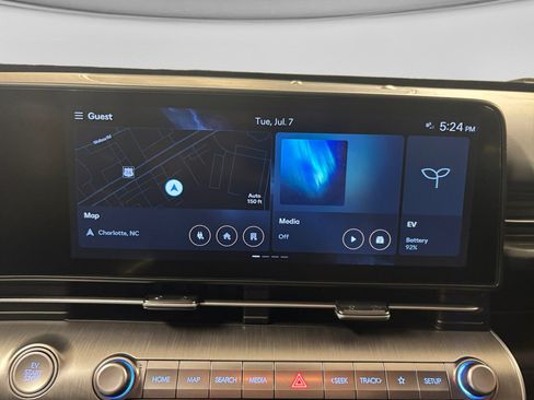Used 2024 Hyundai Kona SEL FWD image 19