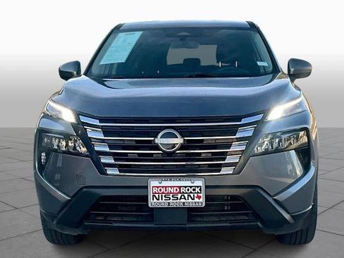 Certified 2024 Nissan Rogue SV image 3