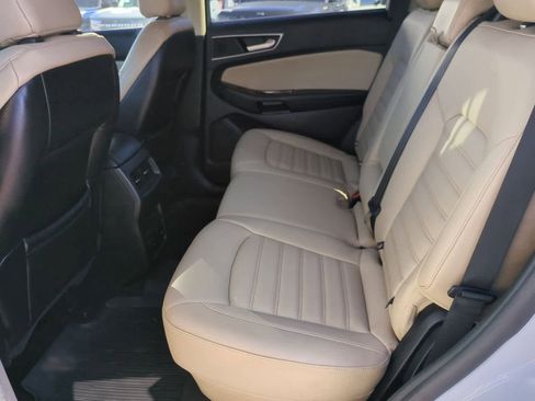 Used 2020 Ford Edge SEL w/ Convenience Package image 19