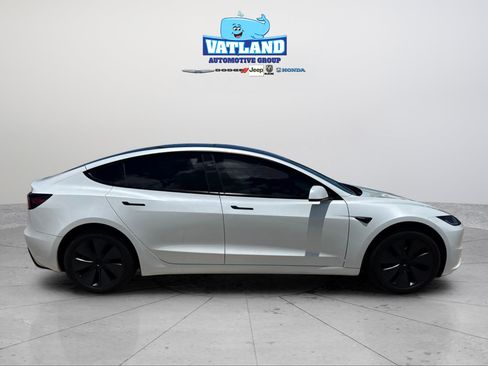 Used 2025 Tesla Model 3 Long Range RWD image 6