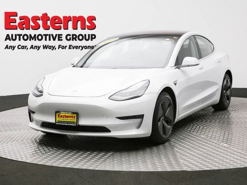 Used 2018 Tesla Model 3 Long Range image 1