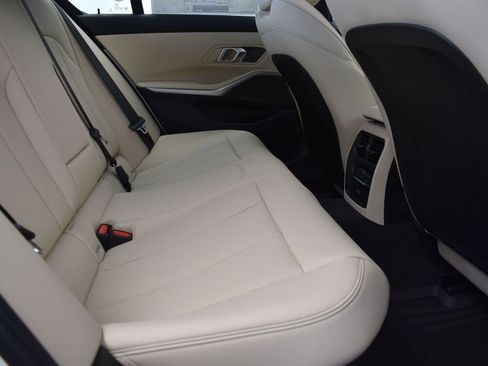 New 2026 BMW 330i Sedan w/ M Sport Package image 22