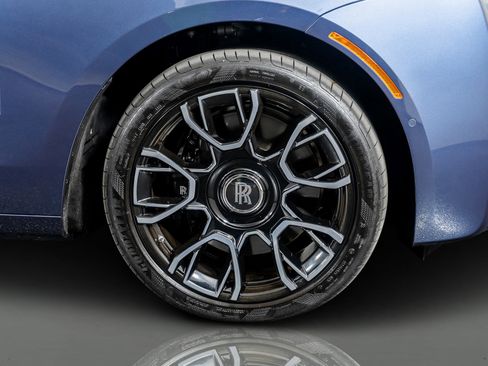 Used 2024 Rolls-Royce Ghost Black Badge w/ Black Badge Ghost Package image 7