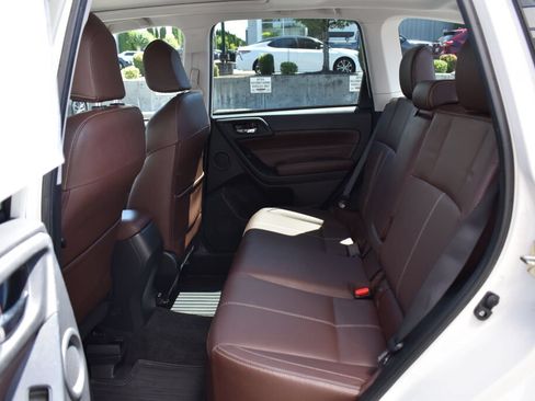 Used 2018 Subaru Forester 2.5i Touring w/ Popular Package #2 AWD/4WD image 21