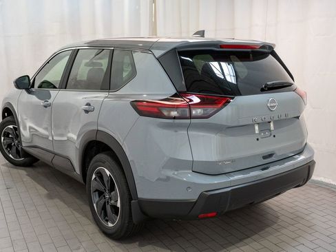 New 2026 Nissan Rogue SV image 4