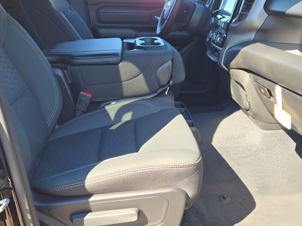 New 2026 RAM 1500 Warlock AWD/4WD image 5